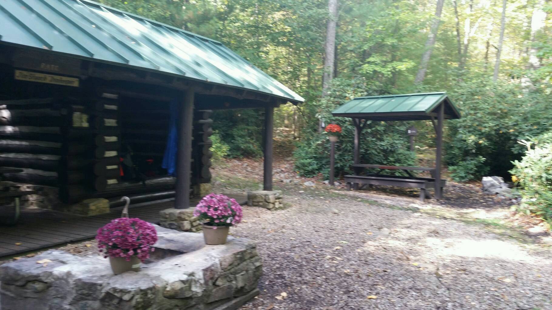 Deluxe Shelter