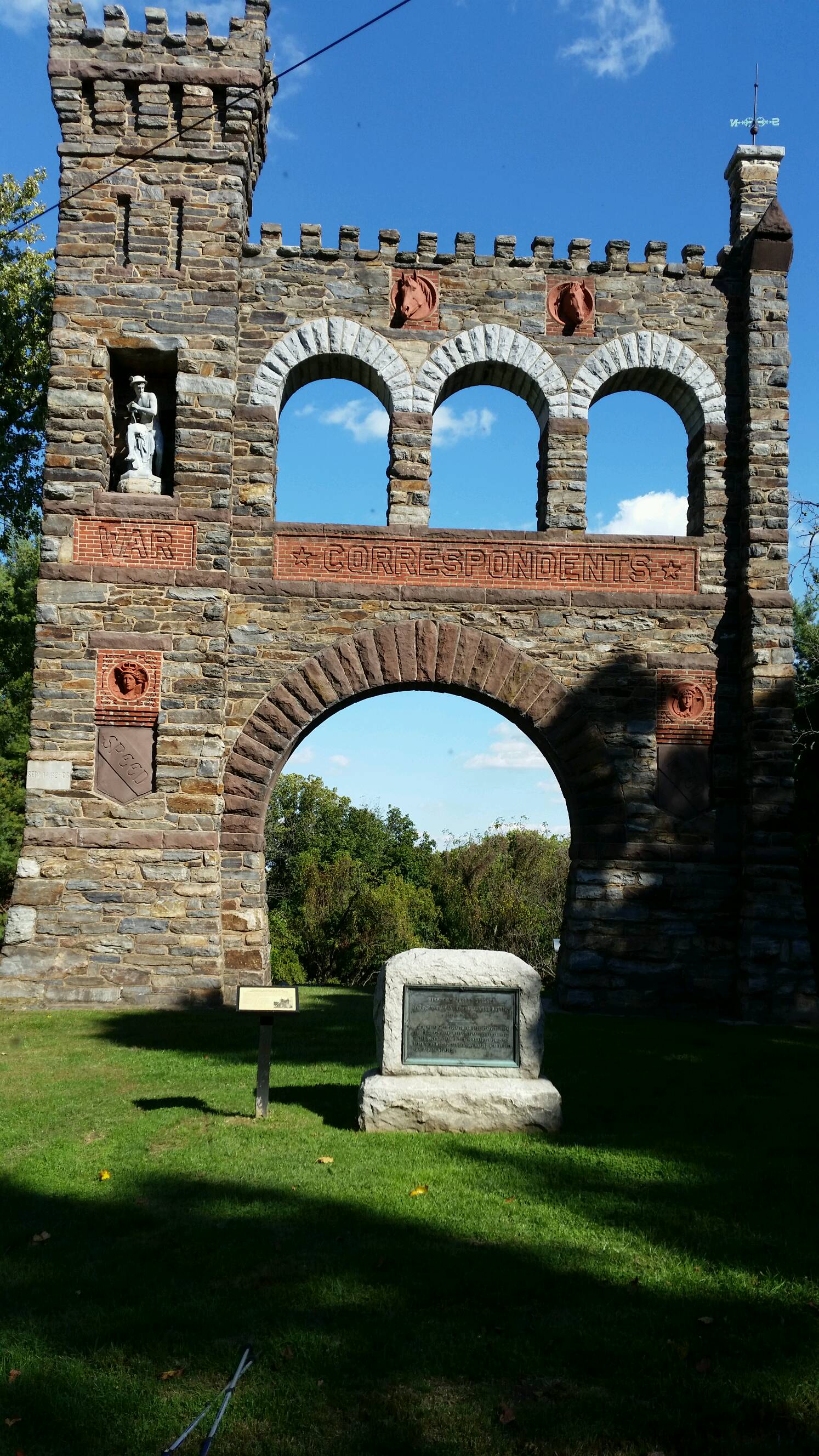 War Correspondents Memorial Arch
